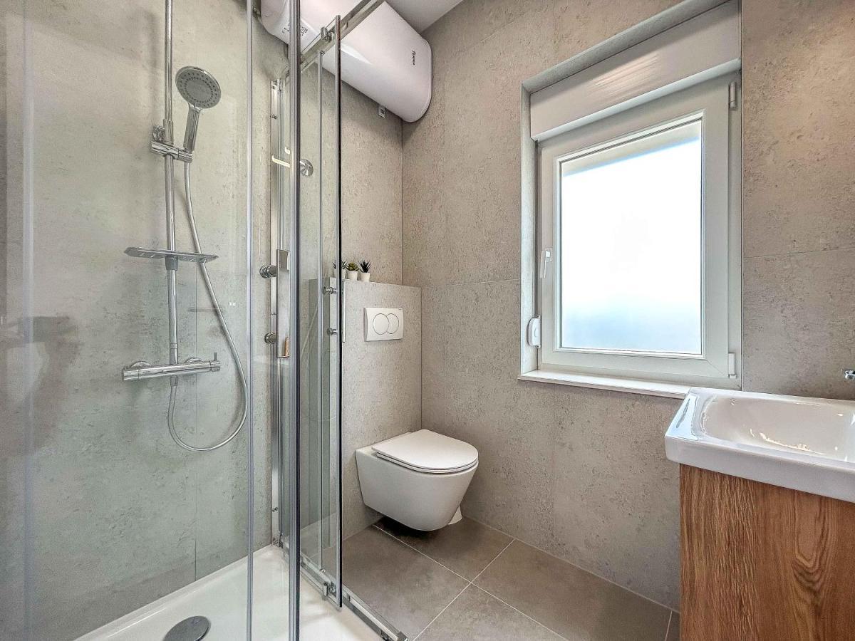 Apartmani Tatjana Novalja Bagian luar foto