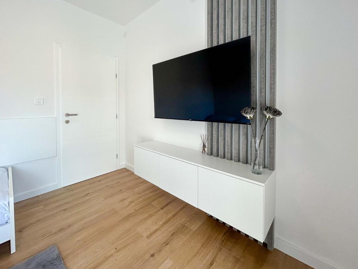 Apartmani Tatjana Novalja Bagian luar foto