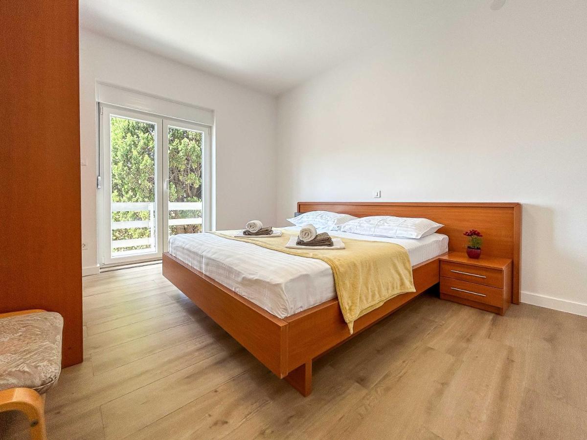 Apartmani Tatjana Novalja Bagian luar foto